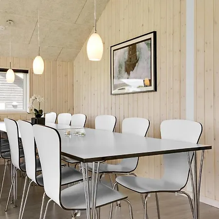Pet Friendly In With Sauna Feriehus Bogense