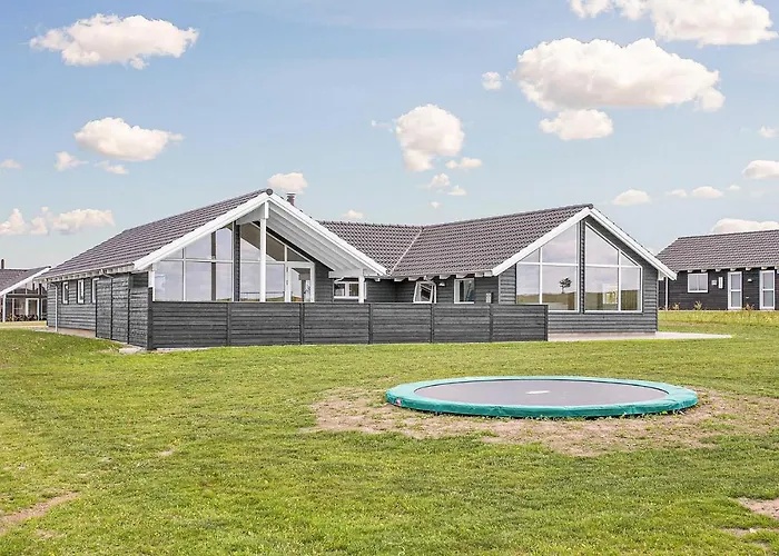 Feriehus Pet Friendly In With Sauna Bogense