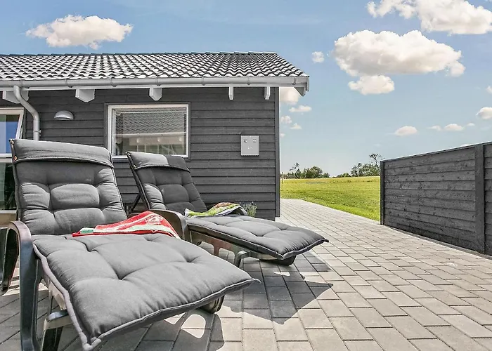 Pet Friendly In With Sauna Bogense