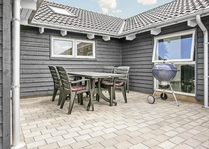 Pet Friendly In With Sauna * Bogense
