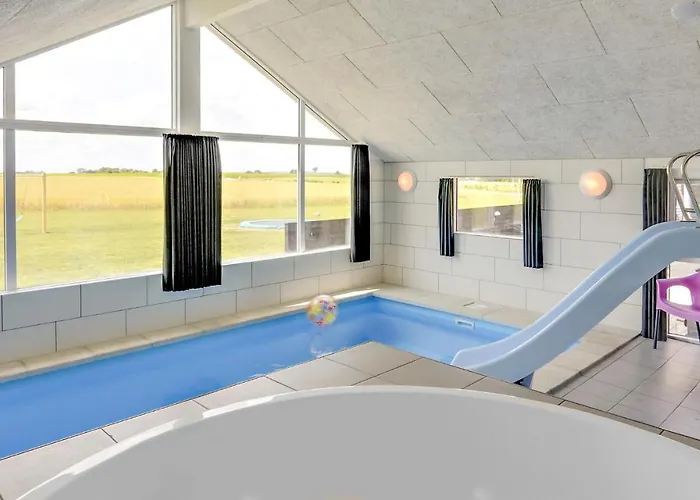 Pet Friendly In With Sauna * Bogense
